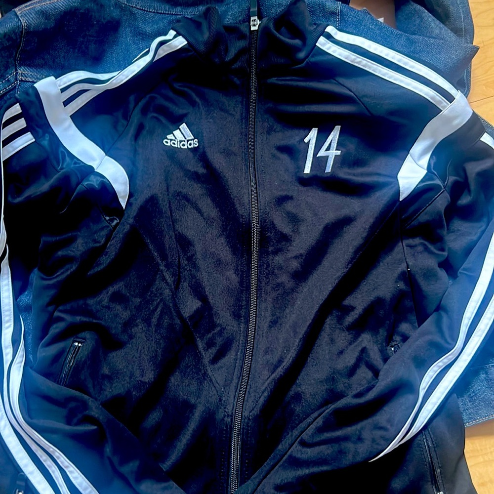 ADIDAS classic vintage jacket